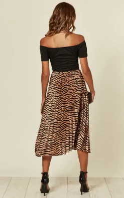 Cheapest ???? AX Paris 2 In 1 Bardot Pleated ???? Dress In Black/Animal Print ????