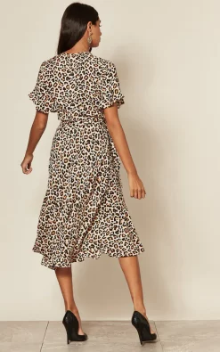 Budget ???? ANGELEYE Short Sleeve Wrap Midi ???? Dress In Leopard Print ????