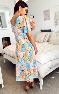 Wholesale ???? D.Anna V Neck Maxi ???? Dress With Frill Detail In Multicoloured Leopard Print ????