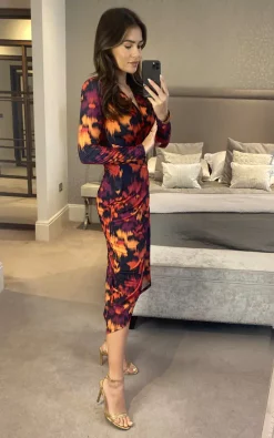 Brand new ???? Jenerique Midi Wrap Style Long Sleeves ???? Dress In Fuchsia Floral Print ????