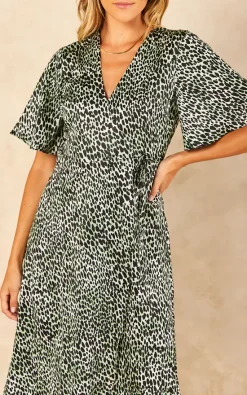 Cheap ???? Bella And Blue Green Animal Print Satin Midi Wrap ???? Dress ✨ -Zack Sales Store 2022 07 21 Jen Meg Bella Blue60176