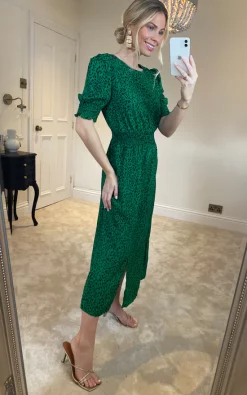 Discount ❤️ Yumi Animal Print Puff Sleeve Midi ???? Dress In Green ???? -Zack Sales Store 2022 11 04 Sasha Yumi27