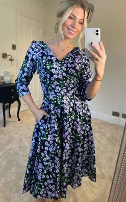 Hot Sale ✨ Hearts And Roses London Aoife Floral V Neck Midi Skater ???? Dress ????