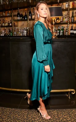 Brand new ???? Jenerique Double Slit Frill Midi ???? Dress In Green ✔️ -Zack Sales Store 28 10 2022 at 11.20.21Tom Hannah Jenerique 4