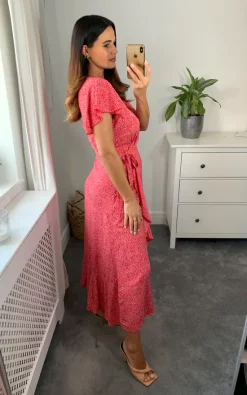 Brand new ???? Unique21 Ruffled Angel Sleeve Wrap Belted Casual ???? Dress In Red ????