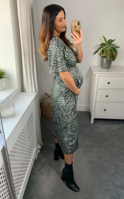 Cheap ???? Bella And Blue Green Animal Print Satin Midi Wrap ???? Dress ✨ -Zack Sales Store naomi bellaandblue 13.10.2212