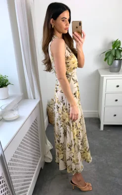 Brand new ???? Shikha London Floral Sleeveless V Neck Flowy Midaxi ???? Dress In Ivory ????