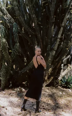 Discount ???? SNDYS Black Satin Midi ???? Dress ???? -Zack Sales Store sndyswinter22 113